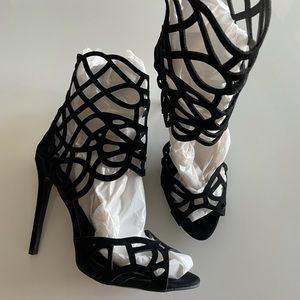 Suede, size 40 fits 8 1/2-9US